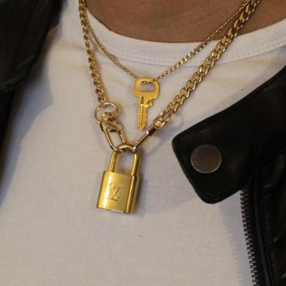 Louis Vuitton Lock and Key Gold Aithentic